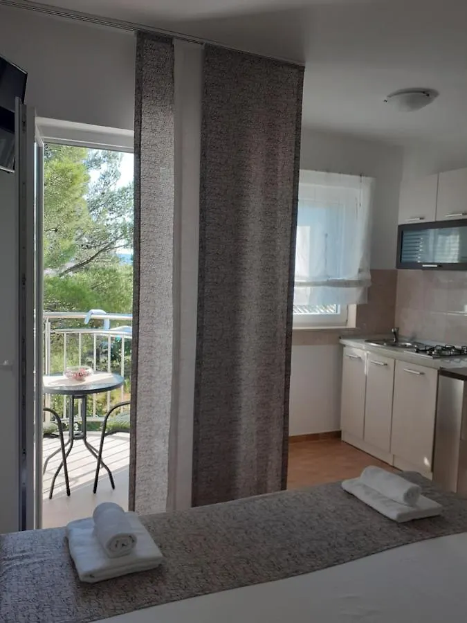 Apartments Begonia Starigrad Paklenica Croatia