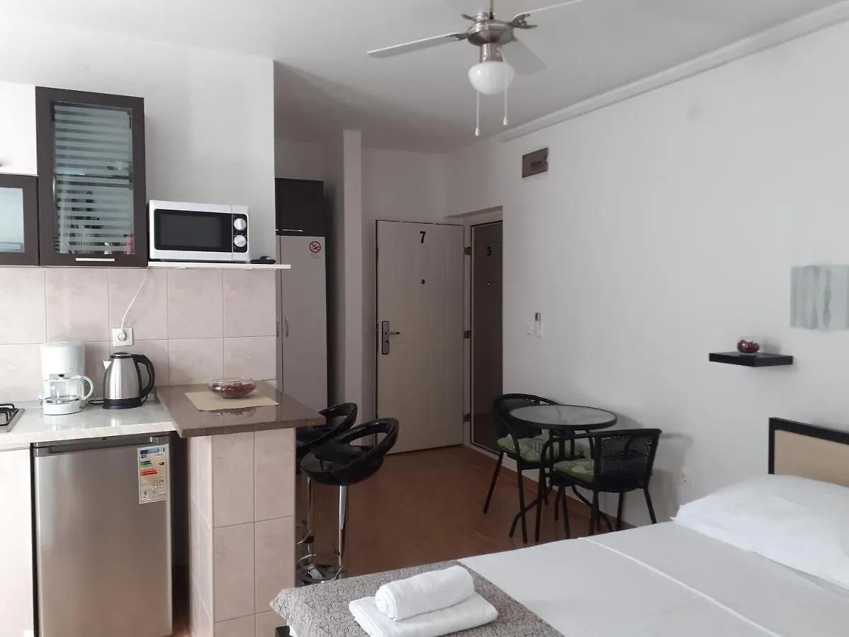 Apartments Begonia Starigrad Paklenica 0*,  Croatia