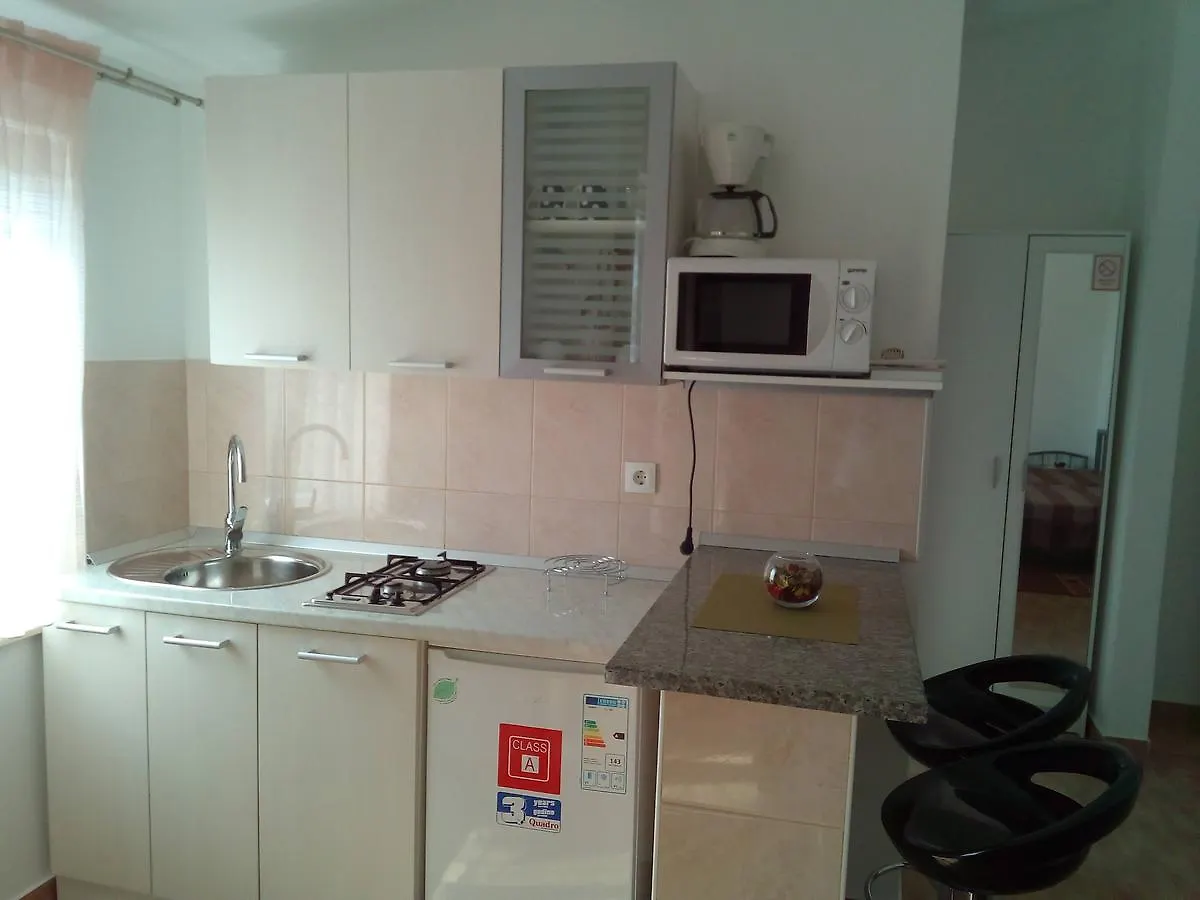 Apartments Begonia Starigrad Paklenica 0*,  Croatia